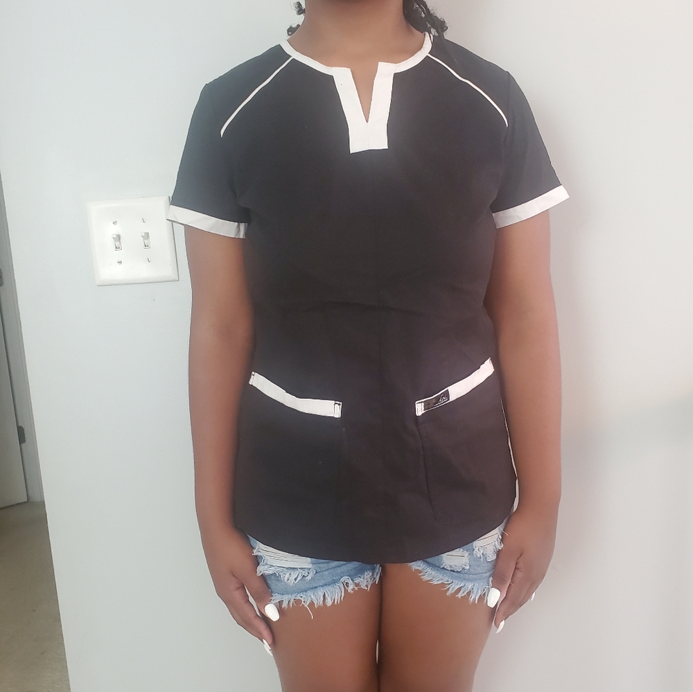 Women srub top